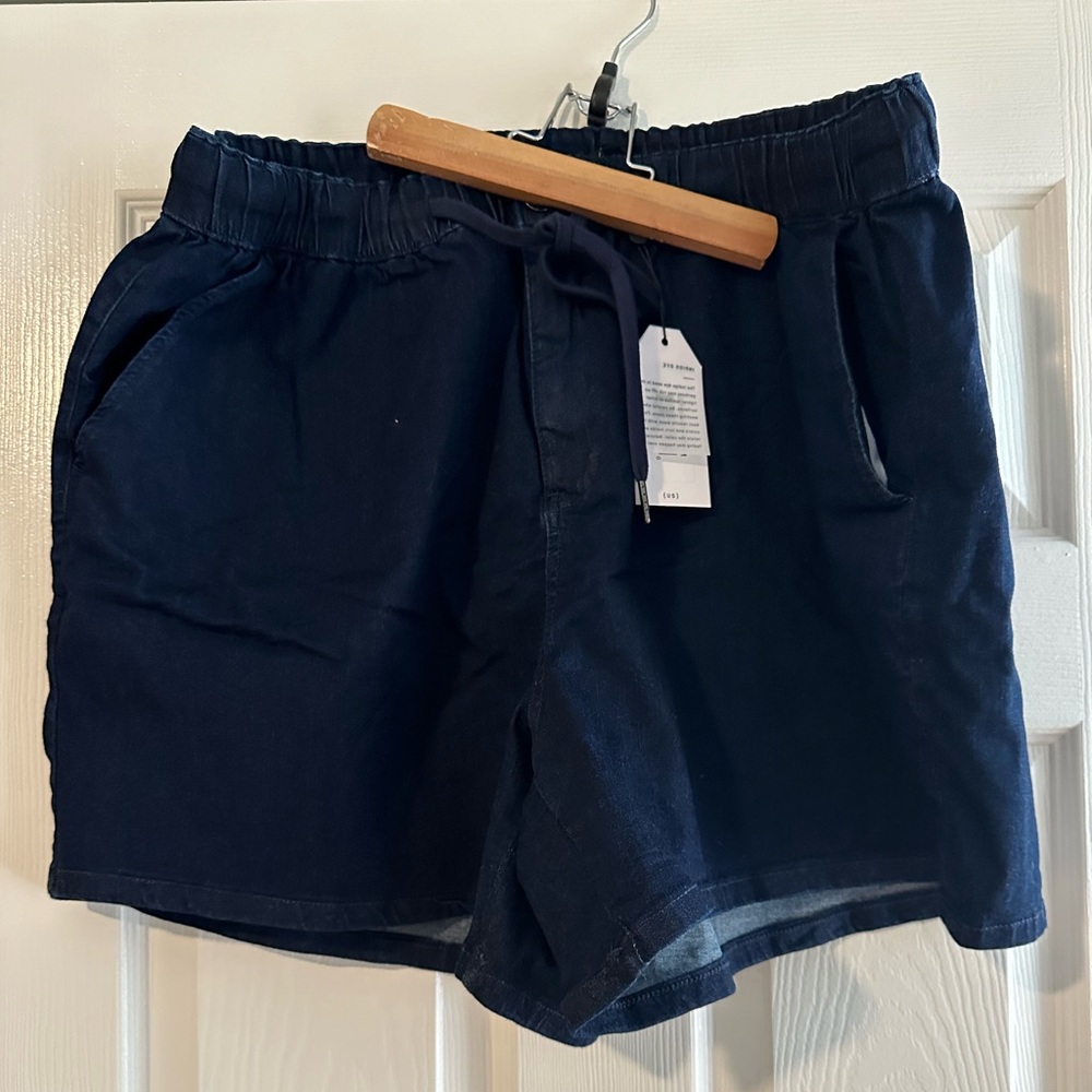 NWT Universal Standard Denim pull on shorts